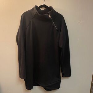 Athleta Women's Black Tunic sweatshirt Size Large